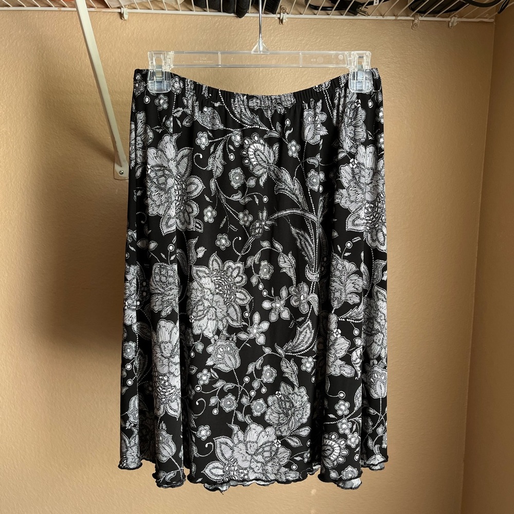‼️SALE‼️ Nicola Black Flower Skirt